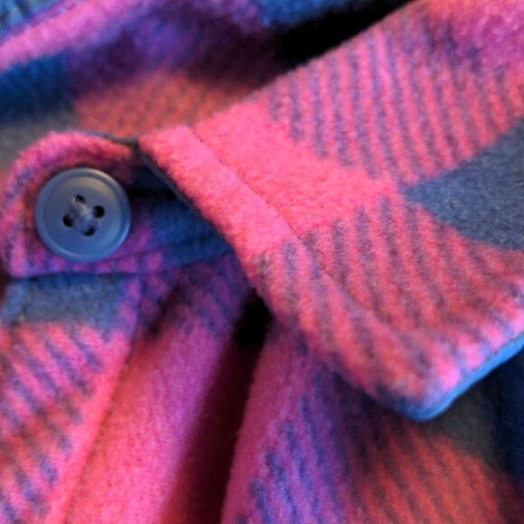 🤩 Riders by Lee pink and purple checkered fleece top size‎ medium 🤩 2 for $20 - Picture 5 of 5